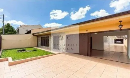 Casa térrea 3 quartos amplo terreno - Jardim das Américas  271 m²