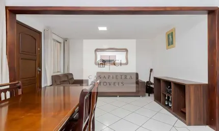 Sobrado à Venda | 3 Quartos | Centro de Pinhais | 82m²