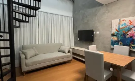 Loft com 1 quarto para alugar na Rua Professor Luiz César, 811, Água Verde, Curitiba