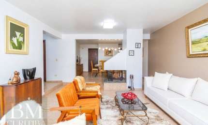 Sobrado com 3 dormitórios/1 suíte à venda, 307 m² por R$ 1.550.000 - Portão - Curitiba/PR
