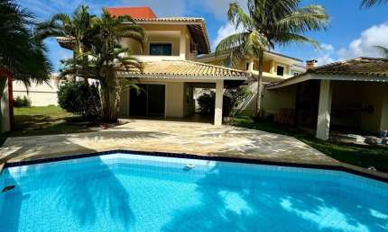 Oportunidade, casa em área nobre com acesso a praia - Vilas do Atlântico