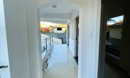 Village Duplex na Pedra do Sal – 64m² | 1 Suíte | R$ 2.200 com taxas