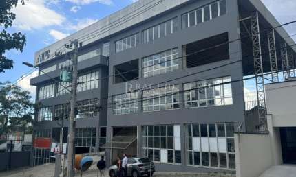 Prédio comercial com 2.247m² disponível no Jardim Aquárius em São José dos Campos