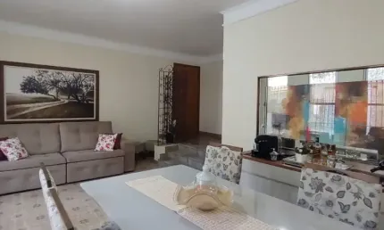 Casa com 3 quartos à venda no Jardim Panorama, Bauru 