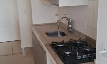 Apartamento com 2 quartos para alugar na Avenida Orlando Ranieri, 10100, Parque Residencial das Camélias, Bauru