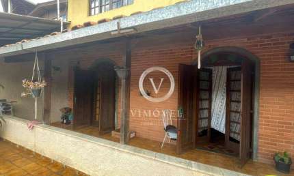 Casa com 4 dormitórios à venda, 300 m² por R$ 520.000,00 - Catarcione - Nova Friburgo/RJ