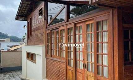 Casa com 3 dormitórios à venda, 293 m² por R$ 790.000 - Conselheiro Paulino - Nova Friburgo/RJ