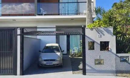 Casa com 2 quartos à venda na Rua Arthur Quandt, 60, Saguaçu, Joinville por R$ 520.000