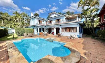 Casa com 6 quartos à venda na Rua das Hortênsias, 477, Chácara Vale do Rio Cotia, Carapicuíba por R$ 1.650.000