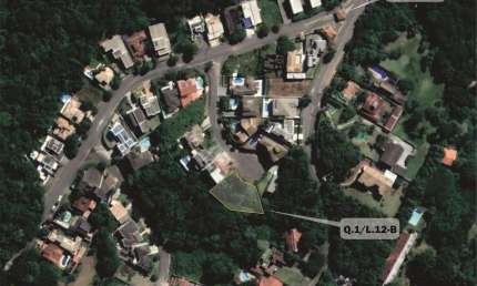 Terreno à venda na Rua Manga Rosa, Chácara Moinho Velho, Carapicuíba por R$ 310.000