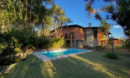 Casa em condomínio fechado com 4 quartos à venda na Rua das Camélias, 600, Chácara Vale do Rio Cotia, Carapicuíba por R$ 1.800.000