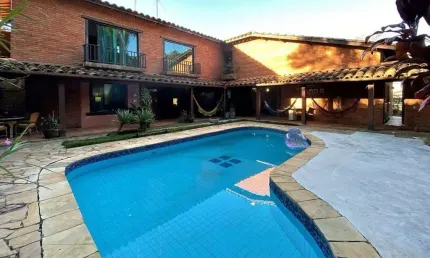 Casa com 3 quartos à venda na Rua Porto Rico, 1121, Chácara São João, Carapicuíba por R$ 1.850.000