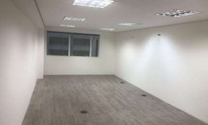 Sala comercial para alugar na Rodovia Raposo Tavares, Km 22,14 - Granja Viana, Cotia/SP, Lajeado, Cotia, 39 m2 por R$ 2.750