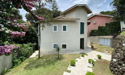 Casa com 3 quartos à venda na Alameda Ipês, 455, Terras do Madeira, Carapicuíba, 196 m2 por R$ 1.100.000
