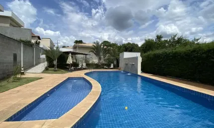 Casa com 3 quartos à venda na Alameda Murilo Robles Escolástico, 309, Pitas, Cotia, 141 m2 por R$ 690.000