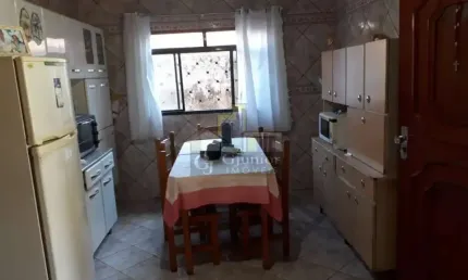 Casa com 4 Dormitórios + 2 Vagas coberta, Centro, Promissão (SP) - CA1009