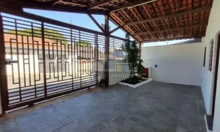 VENDA: Casa com 3 Dormitórios (sendo 1 suíte) + Garagem, Vila Castelo Branco, Campinas (SP) - CA1391