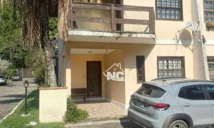Casa com 4 qurtos à venda, 150 m² por r$ 690.000 - itaipu - niterói/rj