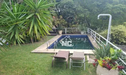 Casa com 4 quartos à venda, 390 m² por r$ 1.750.000