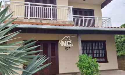 Casa com 3 quartos à venda, 360 m² por r$ 790.000 - jacaroá - maricá/rj