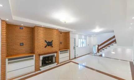 Casa tipo para venda em Jd Prudência com 3 quartos, sendo 2 suítes, 215m²
