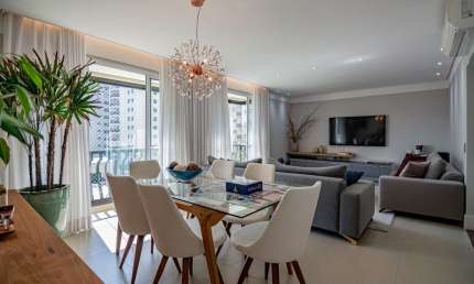 Apartamento tipo para venda com 4 quartos, sendo 3 suítes, 158m²
