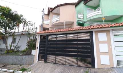 Sobrado para venda com 3 quartos, sendo 3 suítes, 144m²