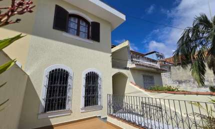 Sobrado para venda em Parque Ramos Freitas com 3 quartos, sendo 1 suíte, 190m²