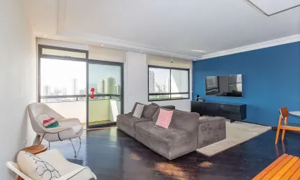 Apartamento tipo para venda em Vila Ipojuca com 4 quartos, sendo 3 suítes, 171m²