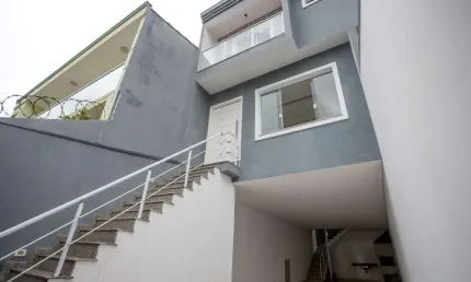 Sobrado para venda em Vila Pereira Barreto com 3 quartos, sendo 1 suíte, 180m²