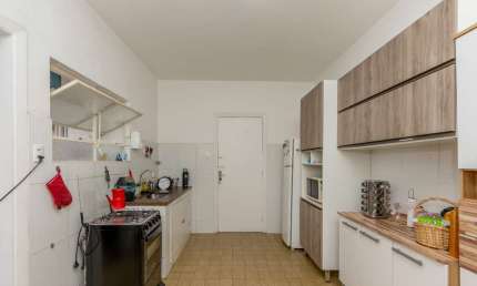 Apartamento tipo para venda com 3 quartos, sendo 1 suíte, 135m²