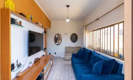 Casa tipo para venda em Vila Zat com 2 quartos, sendo 1 suíte, 185m²