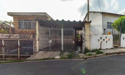 Casa tipo para venda com 3 quartos, sendo 1 suíte, 111m²