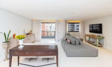 Apartamento tipo para venda com 4 quartos, sendo 3 suítes, 197m²