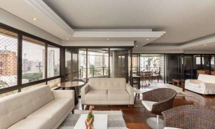 Apartamento tipo para venda com 4 quartos, sendo 4 suítes, 285m²