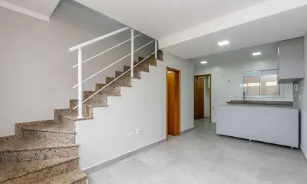 Casa em condomínio para venda com 2 quartos, sendo 2 suítes, 53m²