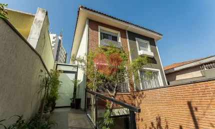 Sobrado para venda em Vila Romana com 3 quartos, sendo 1 suíte, 172m²