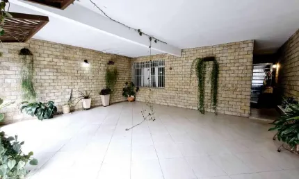 Sobrado para venda em Jardim Santo Amaro com 3 quartos, sendo 1 suíte, 147m²