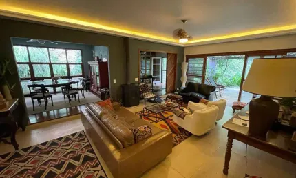 Casa tipo para venda em Real Parque com 2 quartos, sendo 2 suítes, 293m²