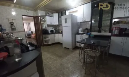Casa geminada em 2 pavimentos a venda no bairro boa vista