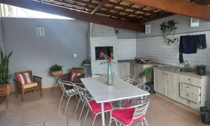 Apto com área privativa, 04 quartos bairro Esplanada
