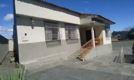 Casa com 5 quartos à venda no São Geraldo, Belo Horizonte 