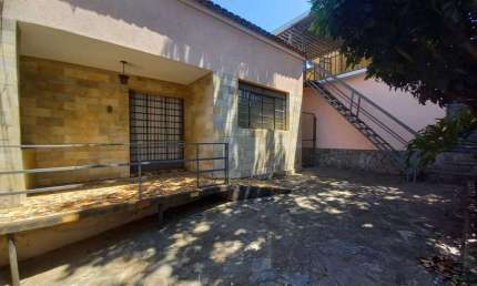 Casa com 2 quartos à venda na Sagrada Família, Belo Horizonte 