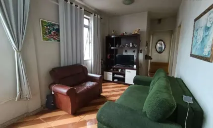 APARTAMENTO 2 QUARTOS DECE 1 VAGA E ELEVADOR - SAGRADA FAMILIA