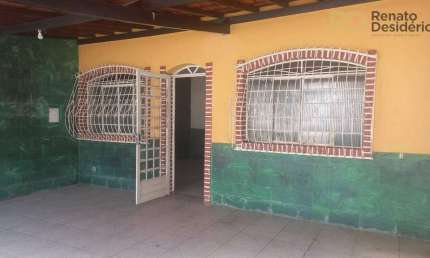 Lote de 360m² no bairro Vera Cruz, com casa de 03 quartos e uma edícula