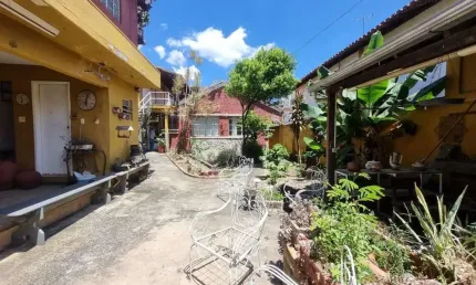 Casa com 3 quartos e barracão em Santa Tereza com habite-se