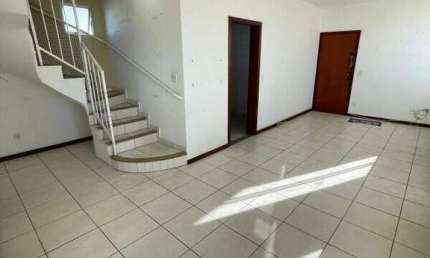 Casa com 3 quartos à venda na Sagrada Família, Belo Horizonte 
