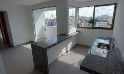 Apartamento com 2 quartos, 2 vagas no sagrada família