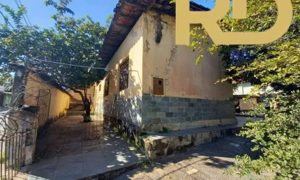 Casa com 3 quartos à venda na Saudade, Belo Horizonte 
