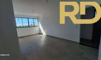 Apartamento a venda no bairro Sagrada Família: 03 quartos, suíte, elevador, 2 vagas.